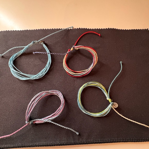 Colorful String Bracelets Set - Picture 7 of 11